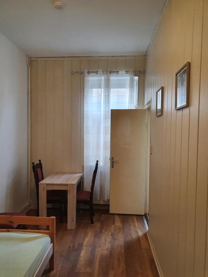 Ferienwohnung Werder  Bagian luar foto